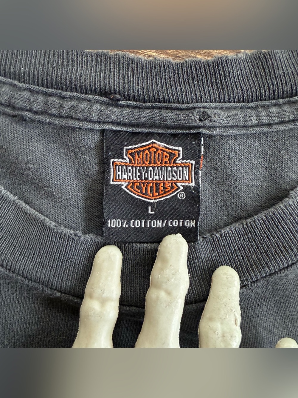 Vintage 90s 2000s Harley Davidson Faded Black Distressed Pocket Tee ~ Size M - Picture 9 of 10